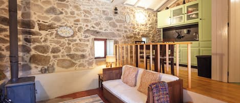 Romantic Cottage, 1 Bedroom (Casa do Custódio)