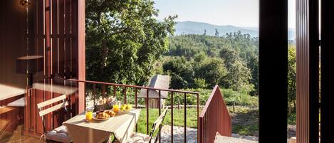 Familie huis, 4 slaapkamers | Individueel gemeubileerd, een strijkplank/strijkijzer, gratis wifi