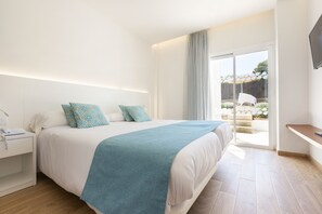 1 bedroom, minibar, in-room safe, blackout drapes - Mar Hotels Playa Mar & Spa (Pollenca)