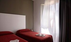 Economy Double or Twin Room | Frette Italian sheets, down duvets, blackout curtains - Hotel Piccola Firenze (Firenzuola)