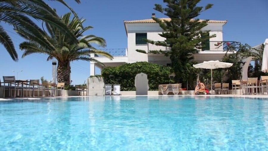 Kyparissia Beach Hotel