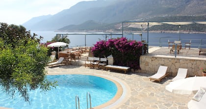 Korsan Ada Hotel
