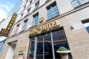 Property entrance - AdvaStay by KING's (Munich)