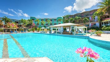 Outdoor pool, pool umbrellas, sun loungers