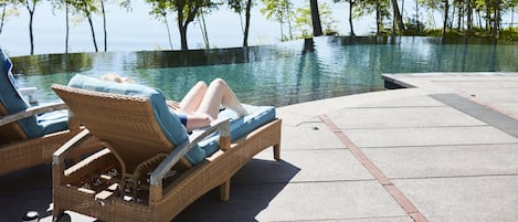 Outdoor pool, sun loungers