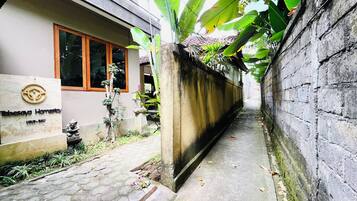 Bagian depan properti