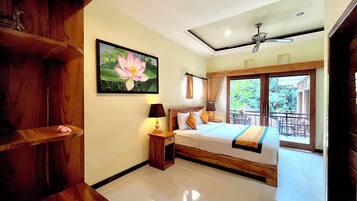 Quarto luxo | Cofres nos quartos, escrivaninha, Wi-Fi de cortesia, roupa de cama