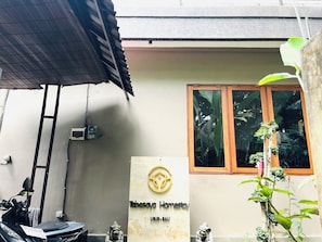 Front of property - Tebesaya Homestay (Ubud)