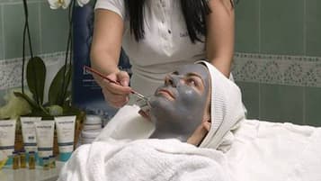 Entgiftungswickel, Gesichtsbehandlungen, Massageanwendungen