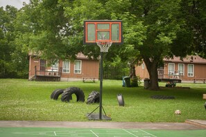 Terrain de basketball