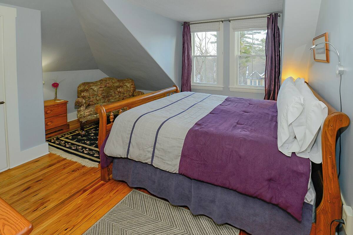 Habitación Deluxe | Decoración personalizada, muebles diferentes y wifi gratis