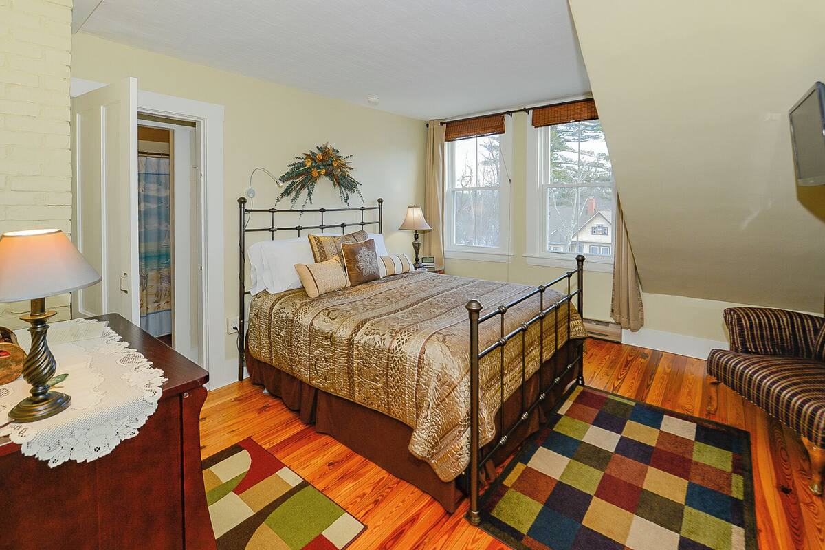 Habitación Deluxe | Decoración personalizada, muebles diferentes y wifi gratis