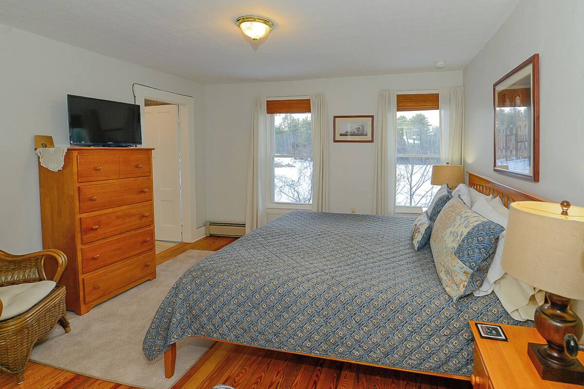 Habitación Deluxe | Decoración personalizada, muebles diferentes y wifi gratis