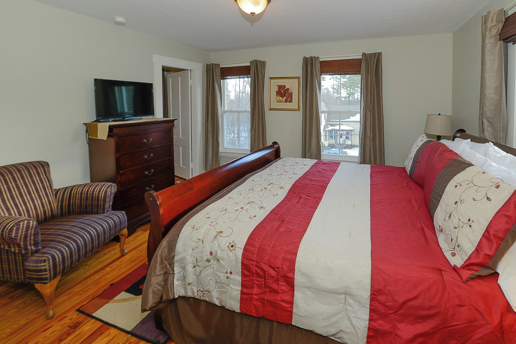 Habitación Premium | Decoración personalizada, muebles diferentes y wifi gratis 