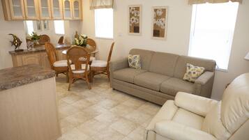 Cottage, 1 Bedroom | Living room | Flat-screen TV