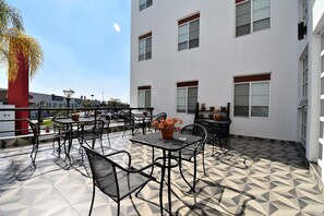 Porch - Mexico Inn Express Salamanca (Salamanca)