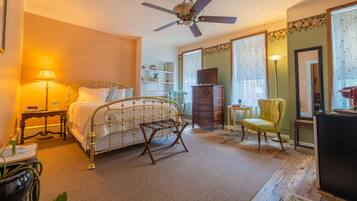Double Room, Ensuite (Lavender Haven)
