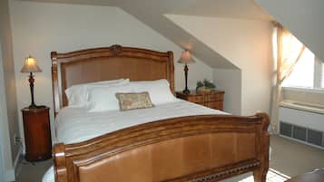 Chambre simple Prestige, 1 très grand lit, en coin | Literie de qualité, décor unique, ameublement unique
