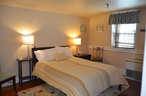 The Fredericks Room (Over Bar)