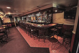 Bar (en la propiedad)