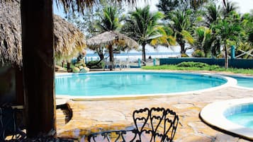 Alberca al aire libre