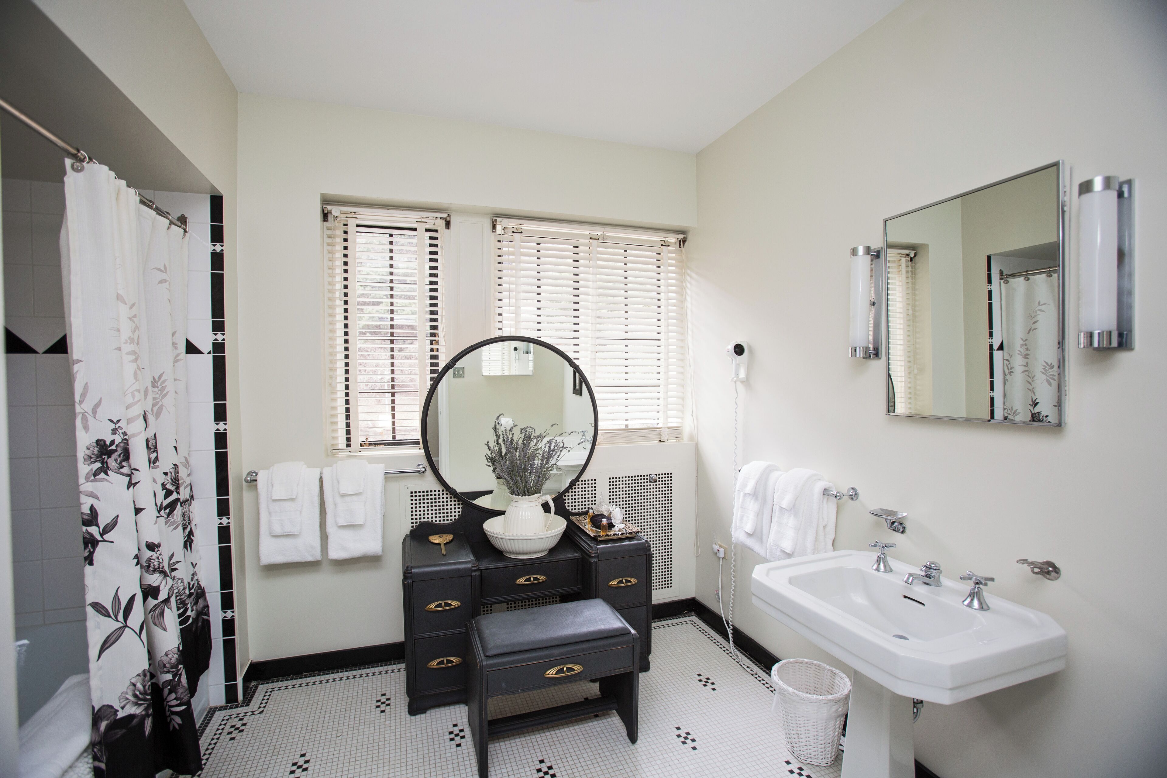 presidential suite #1 | bathroom | free toiletries, hair dryer, towels, soap