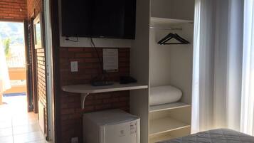 Minibar, Wi-Fi gratuit, draps fournis