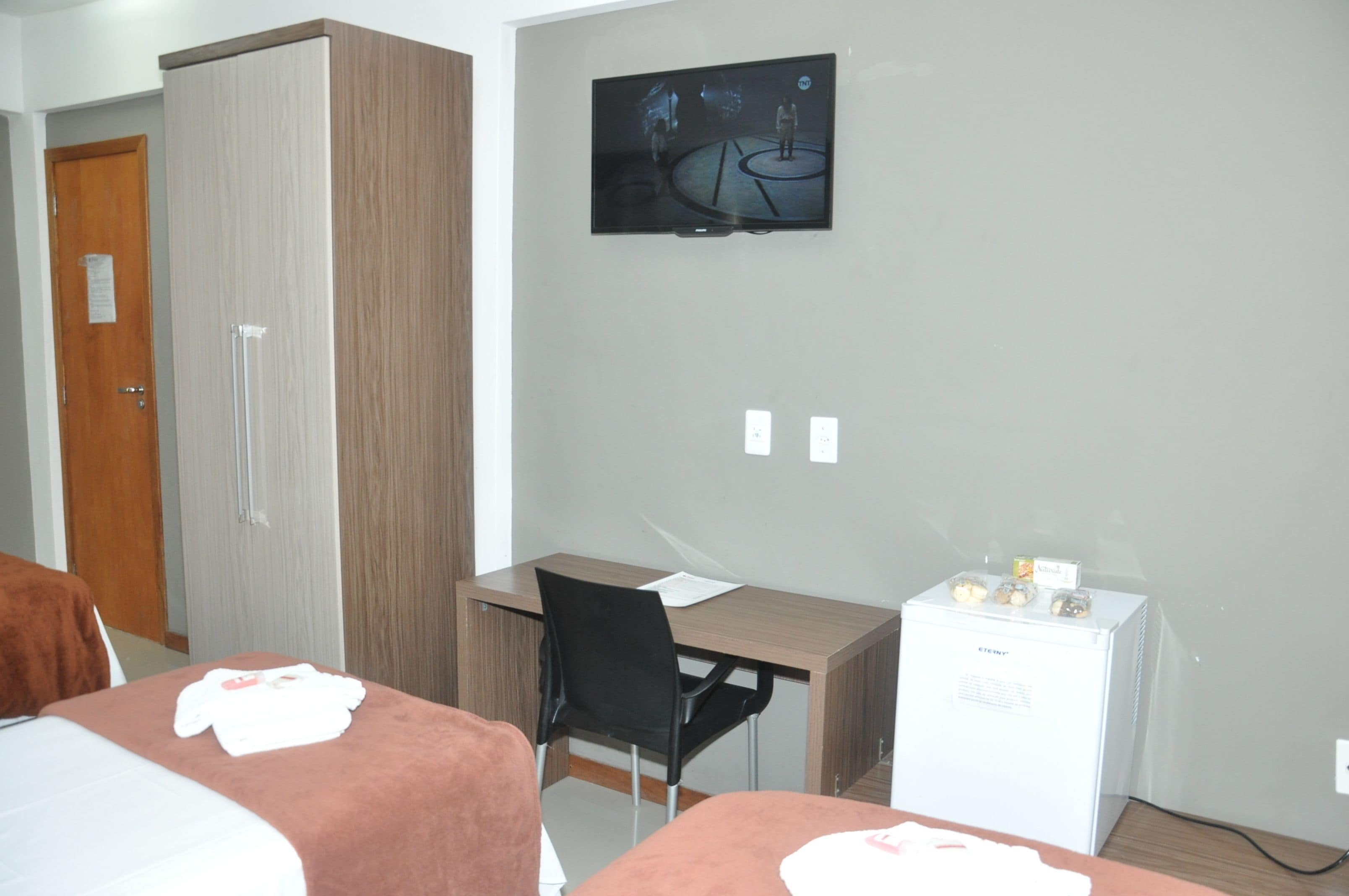 economy single room, 3 single beds | minibar, desk, soundproofing, free wifi