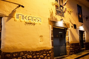 Fachada da propriedade
