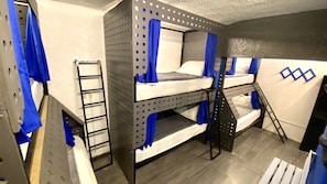 Dormitorio mixto | Vista do quarto