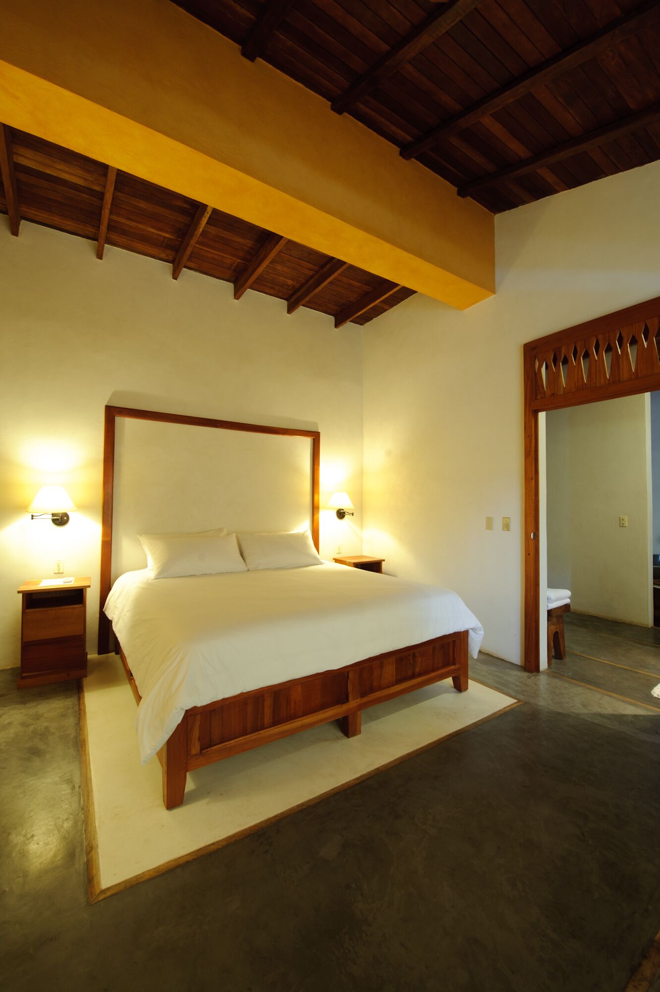 Doppia Deluxe, 1 camera da letto, vista piscina, lato piscina | Una cassaforte in camera, tende oscuranti, Wi-Fi gratuito, lenzuola