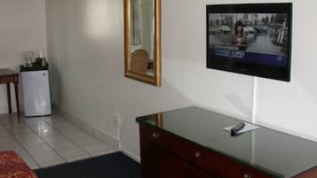 Desk, iron/ironing board, free WiFi, bed sheets
