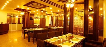 Mahadev Hotel
