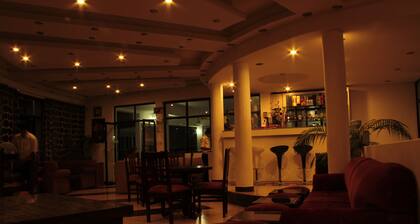 HOTEL MYSTIC BUDDHA