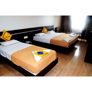 Standard Double Room, 1 Double Bed | Minibar, desk, iron/ironing board