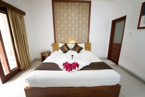 Deluxe Room, 1 Bedroom, Private Bathroom, Poolside - MIMU Co Living (Seminyak)