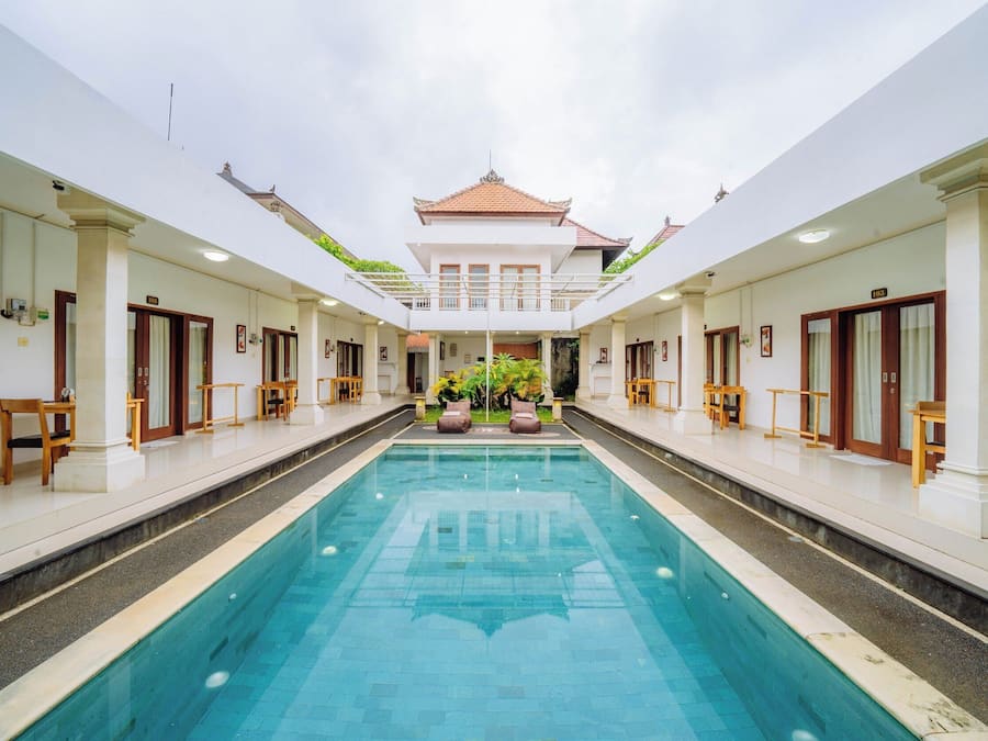 Outdoor pool, pool umbrellas