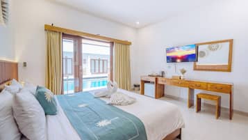 Rom – deluxe, 1 soverom, privat bad, ved basseng | Innvendig detalj