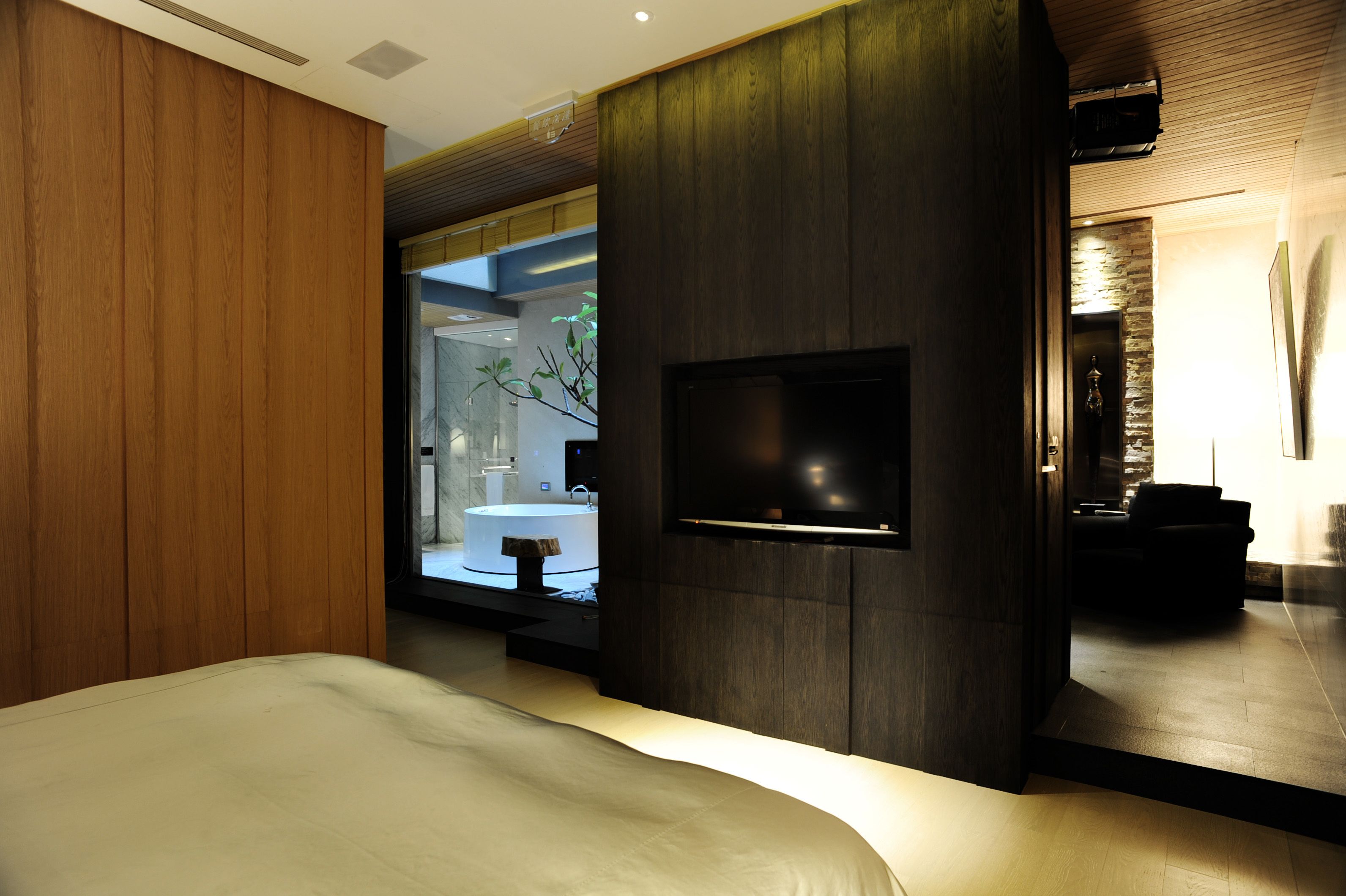 Habitación doble superior | Edredones de plumas, escritorio, camas supletorias y wifi gratis