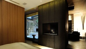 Habitación doble superior | Edredón, escritorio, camas extra y wifi gratis 