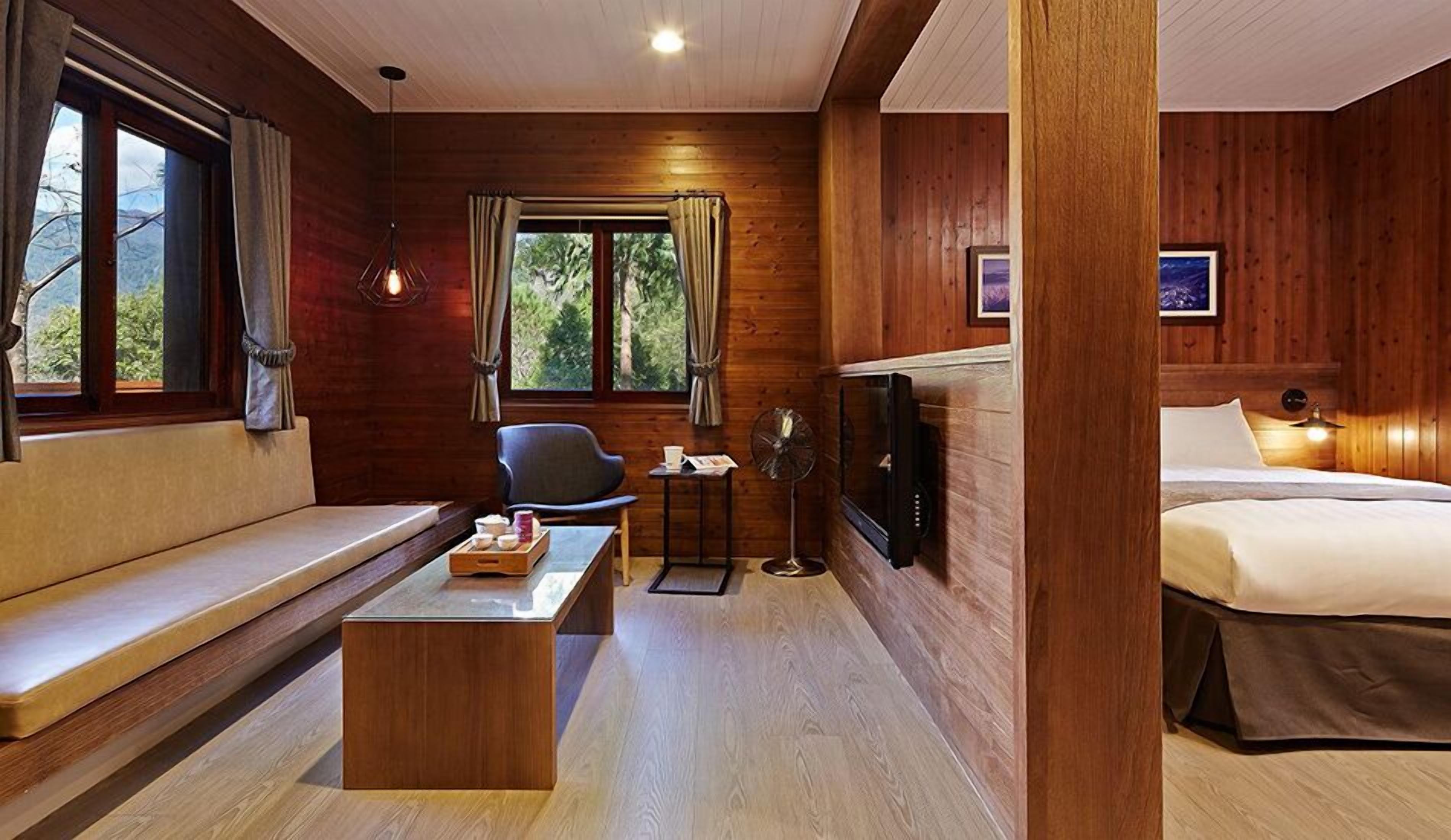 suite (include dinner and breakfast) | premium bedding, down duvets, desk