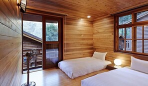 Quadruple Room (Include Dinner and Breakfast) | Premium bedding, down duvets, desk