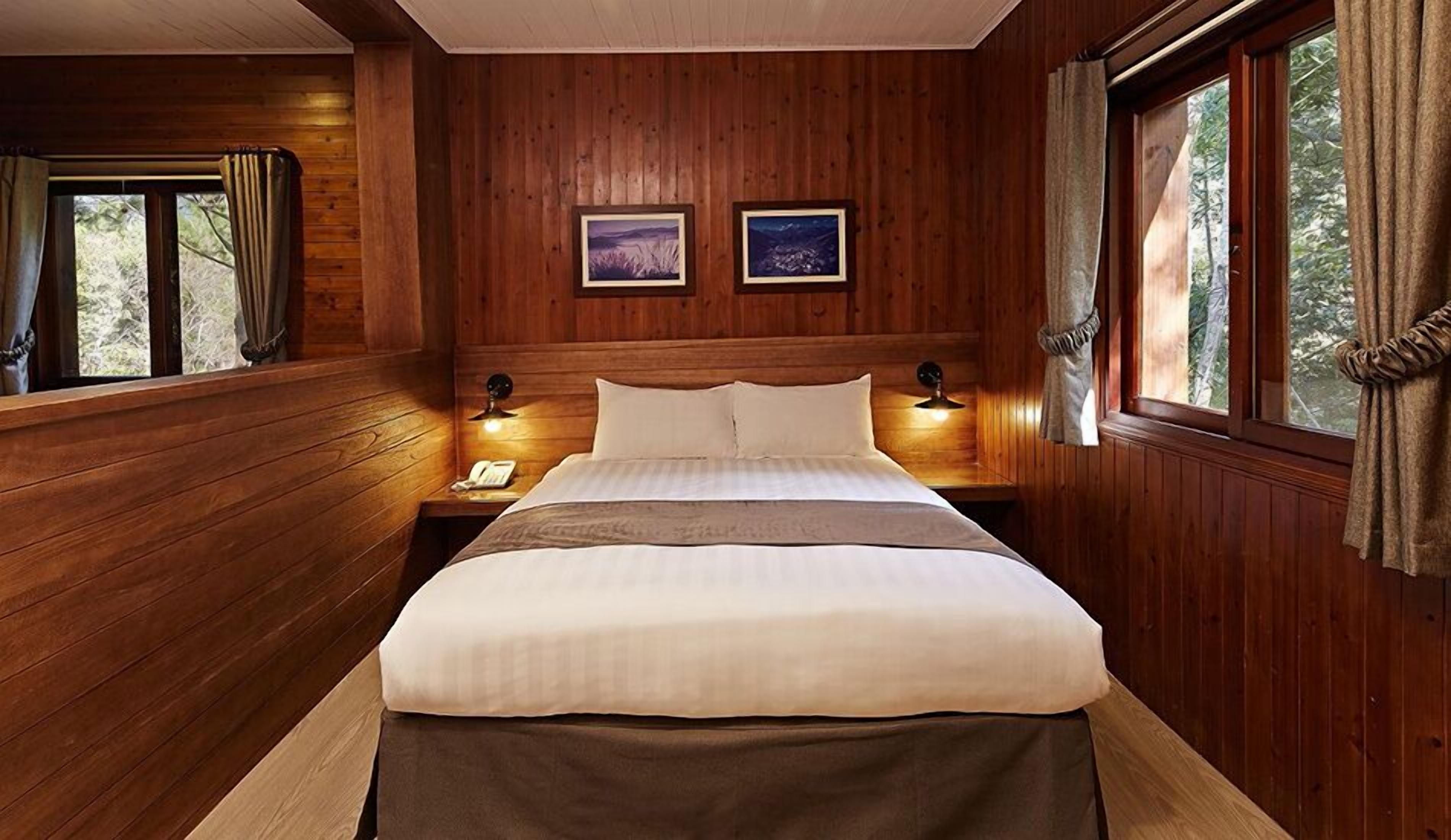 suite (include dinner and breakfast) | premium bedding, down duvets, desk