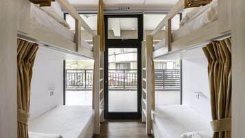 Couette en duvet d'oie, bureau, chambres insonorisées, Wi-Fi gratuit