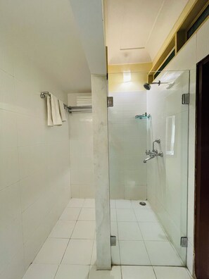 Heritage Room | Bathroom - Khatu Haveli (Jaipur)