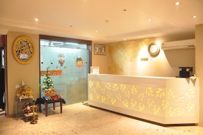 Reception - Hotel Deviram Palace (Agra)