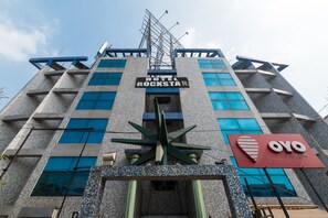 ด้านหน้าที่พัก