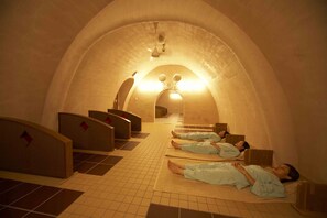 Sauna, bain à remous, hammam, sources chaudes/minérales