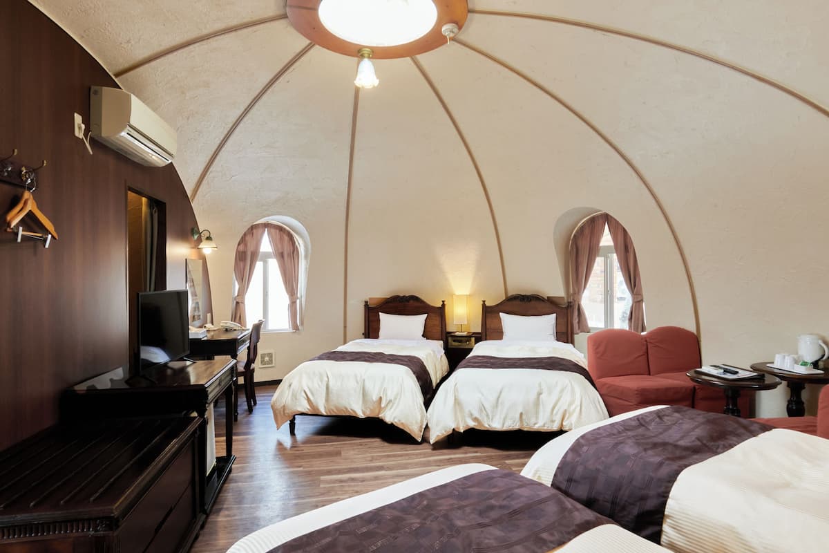 Chambre Familiale, non-fumeurs (Village Zone) | Lits bébé (en supplément)