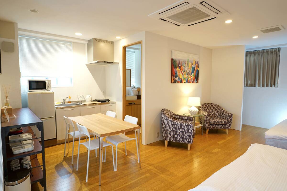 Ático de diseño, 1 habitación, vistas a la ciudad | Caja fuerte, wifi gratis, ropa de cama
